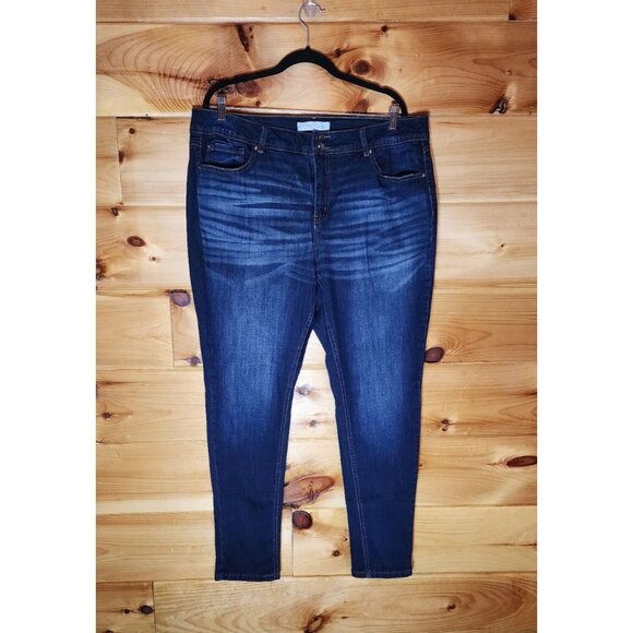 Cato Classic Skinny Plus Size Jeans Womens Size 18W Distressed Stretch - Picture 1 of 7